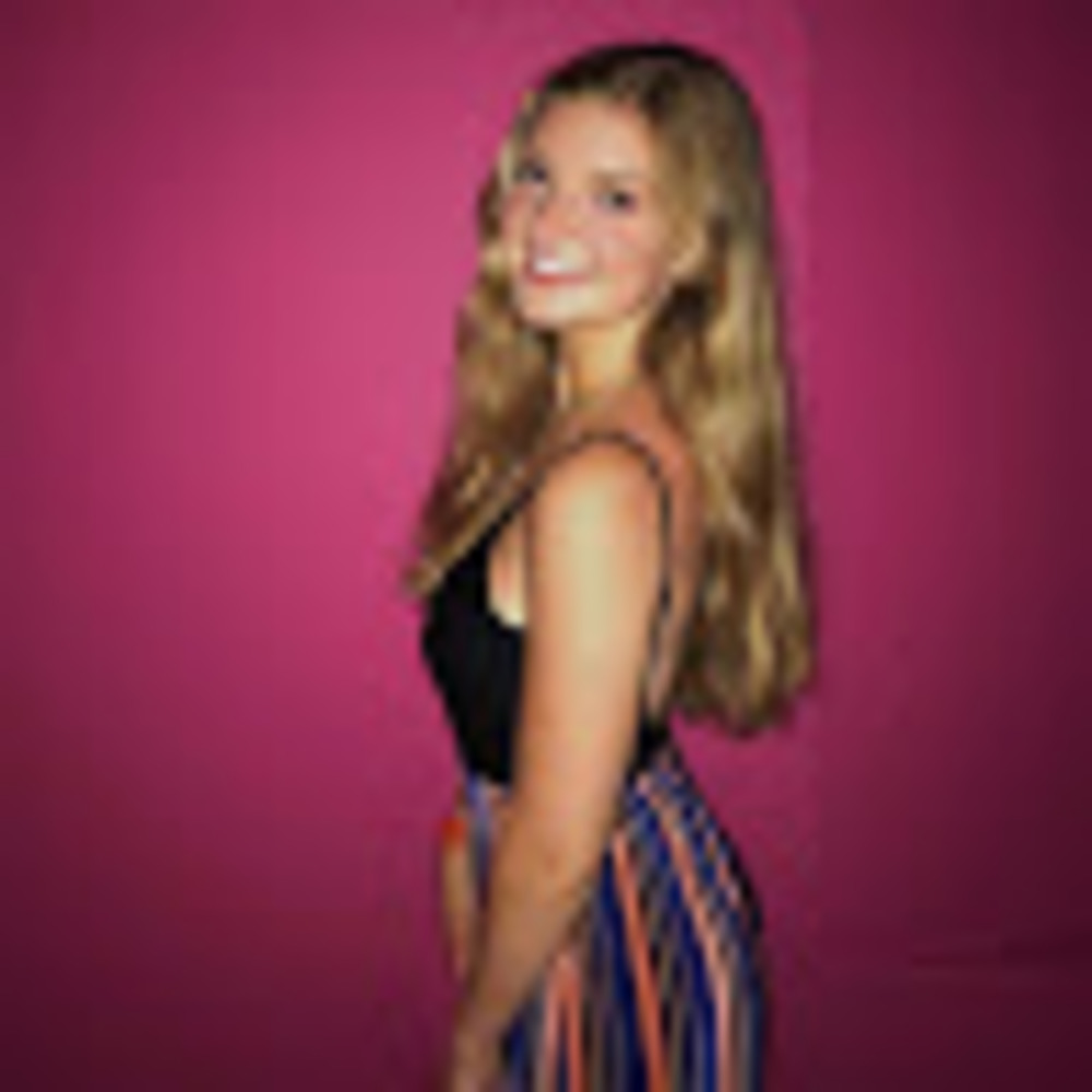 Meet your Posher, Julia